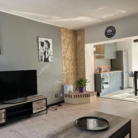 Le Davidson, Maison Avec Jardin بيت للعطل